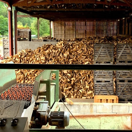 20 Stères de Bûches chêne/hêtre/charme stocké sous entrepôts au sec